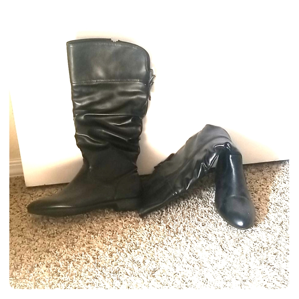 Black boots